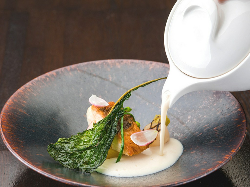 感動を与えられる料理で、大切な人をもてなせる場所