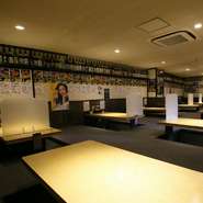 函館駅から徒歩3分。駅チカで宴会にオススメの大型海鮮居酒屋です。店内の座席は全部で160席もあり、大人数での宴会も可能。中でも掘りごたつ席は広々としていて、ゆっくり過ごすにはピッタリです。