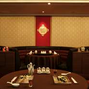 品川プリンスホテル メインタワー4F 【中国料理 品川大飯店】ほろ酔い特別メニューより料理3品とお飲み物2杯がお選びいただけます。