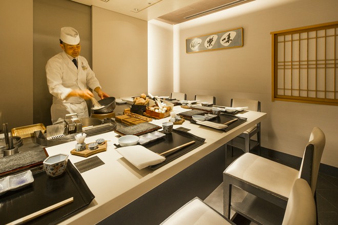 カウンター席がある