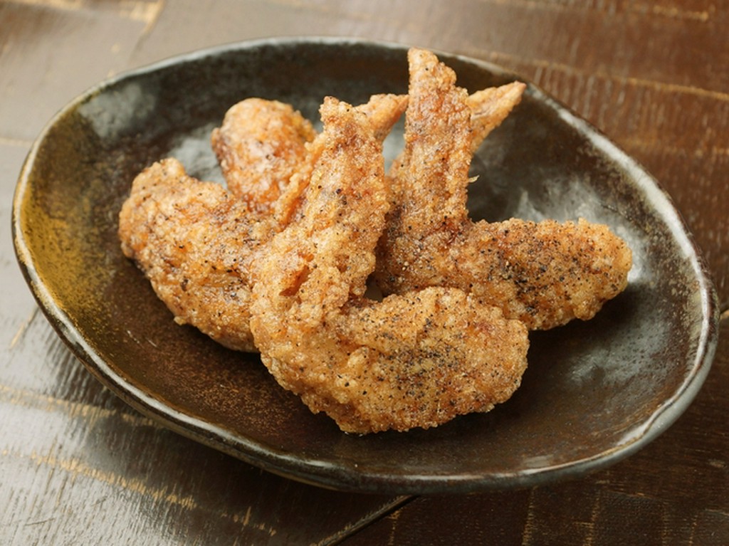 炎の手羽先揚げ