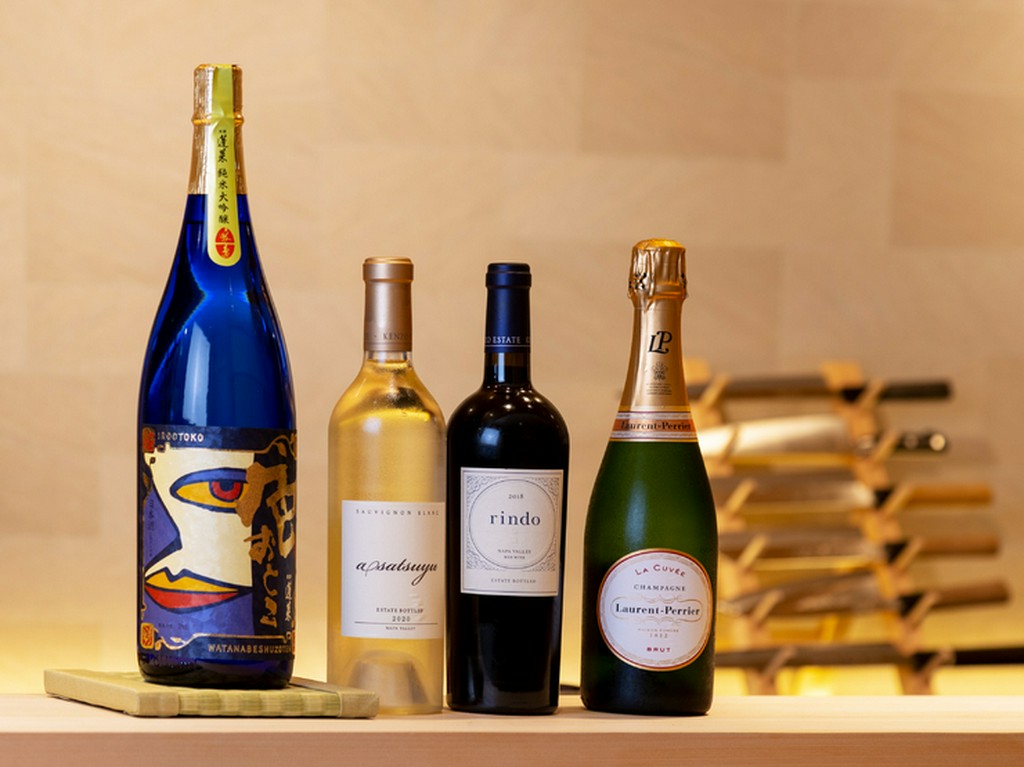 寿司とワインの上質な組み合わせを楽しめるラインナップ