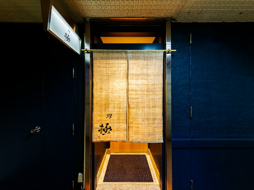 肩肘を張ることなく、寿司や和食に舌鼓を打てる店