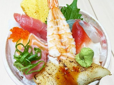 海鮮丼