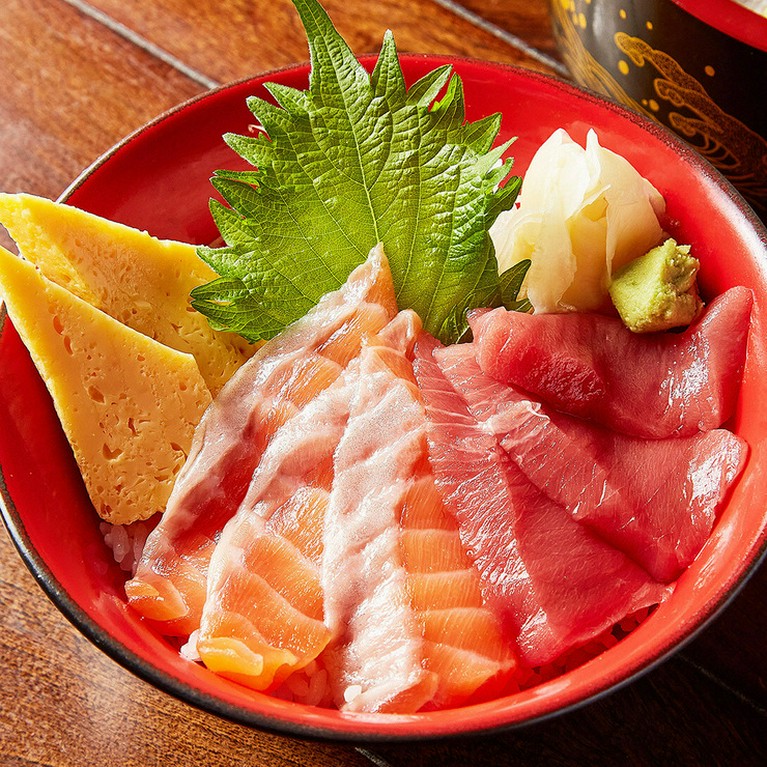 まぐろサーモン丼