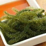 プチプチ食感が楽しい沖縄の代表的な定番人気メニュー！！