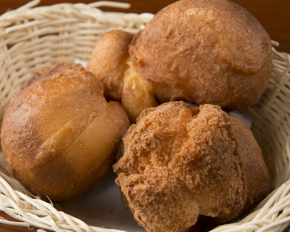 サーターアンダギー　1個