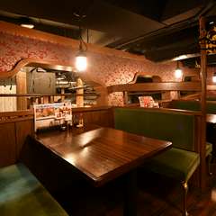 奥にはParty個室もご用意。