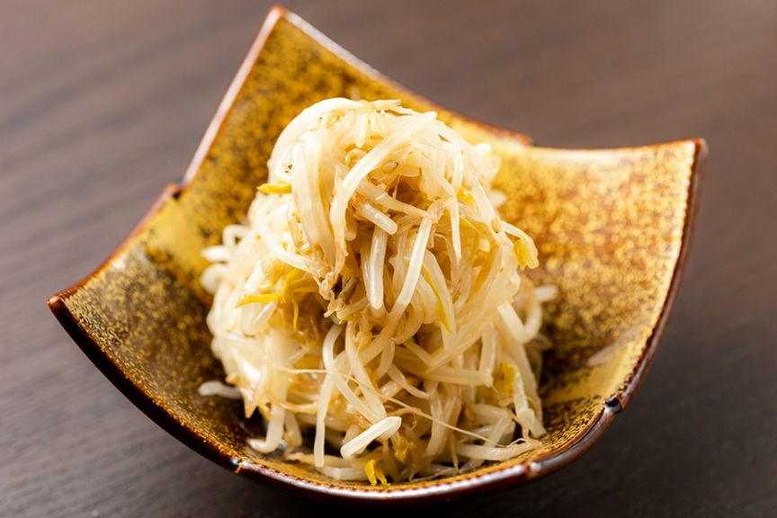 料理を待つ間にいただきたい絶品な一皿『広島もやしのナムル』