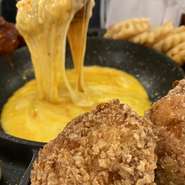 話題のUFOチキン食べ放題！ヤンニョムチキン,チキンフリット,ワッフルポテト,揚げボールが食べ放題です！