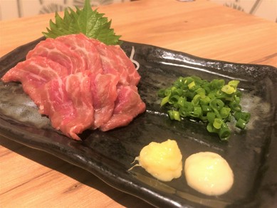 落ち着いた雰囲気の個室や小上がり席をご用意