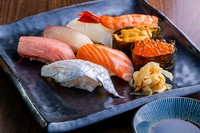 お寿司盛り合わせ（八貫盛り）