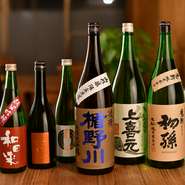 日本酒は「本日の日本酒」として日替わりの地酒が楽しめます。店主の出身地である山形県の地酒『初孫』や『楯野川』などがラインナップ。料理に寄り添う日本酒の余韻に浸かりながら、過ごしてみてはいかが。