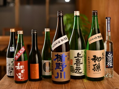 料理に寄り添う日本酒の余韻。店主厳選、ふるさとの地酒