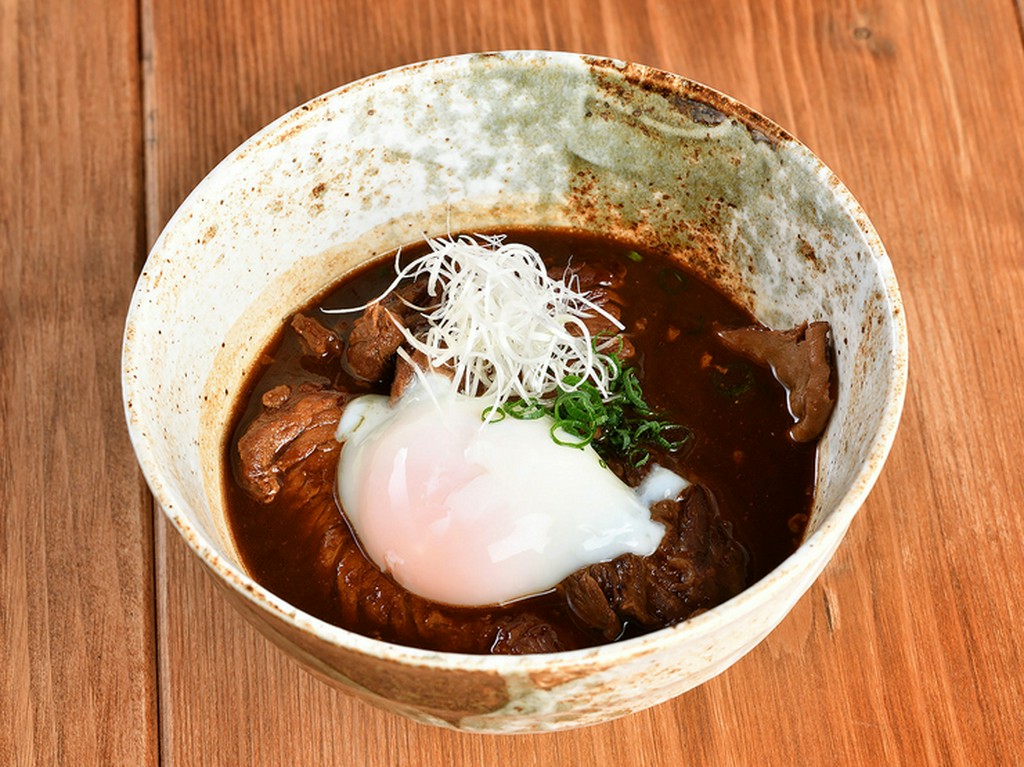 柔らかい仕上がりに感動。口に入れるとホロリとほどける『牛スジの八丁味噌煮』
