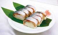 皮や骨の周りから豊富なコラーゲンが溶け出した、ちり鍋のスープで作る雑炊は絶品です。美肌効果にも最適です。