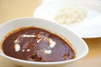 こだわりのホテル特製カレー 手間暇かけて仕込んでいます
