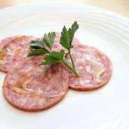 宮城名物牛タンをハムに仕上げた新食感メニュー！