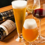 北海道の代表的なブランド和牛のひとつ「白老牛」にこだわり良質な肉をご提供。白老は、土壌や気象条件が類似する島根県山間部で黒毛和種肉牛の生産が盛んであることに着目し、昭和29年に「白老牛」の生産がスタート