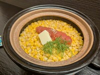当店自慢の白老牛しぐれ煮のお肉の旨味が染み込んだご飯と、自家製ローストビーフを贅沢に合わせた逸品です。濃厚たまごをのせてお召し上がりください
※北海道産はもちろん、生産者にもこだわりご提供しております
