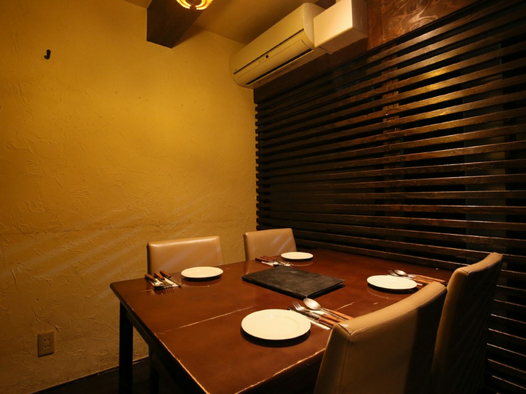 多彩なシーンに活躍する個室は2～20名まで利用可