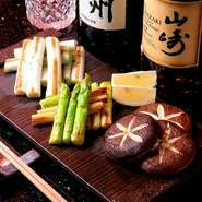 アスパラ／椎茸／白葱
盛り合わせ【1800円】