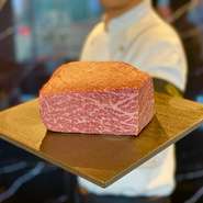 ※〆のご飯ものは+500円でガーリックライスに変更可能です！
ご希望の場合はご予約時にお伝えください！