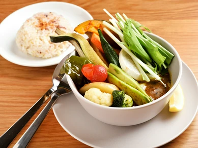 ヘルシーでボリューム感あり『スープカレー』