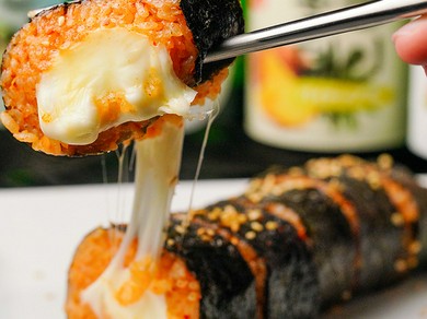 韓国式海苔巻き「キンパ」×チーズの新定番！『とろ～りチーズキンパ』