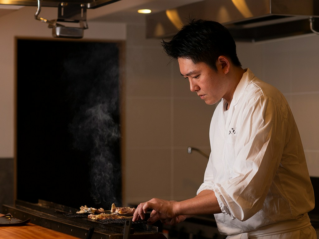 料理人自ら現地に赴き選びぬいた、厳選「松風地鶏」を使用