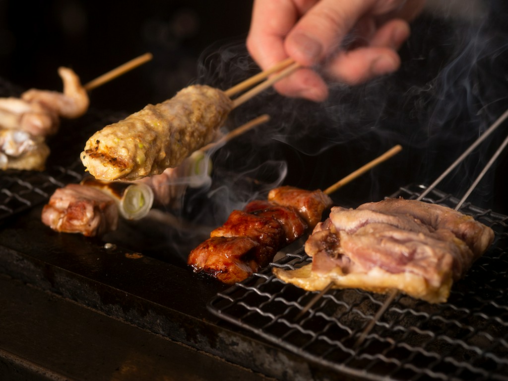 紀州備長炭を使用し、じっくりと焼き上げています