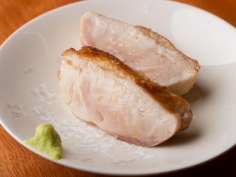 雄鶏、雌鶏のおいしさの食べ比べができる稀少な松風地鶏専門店
