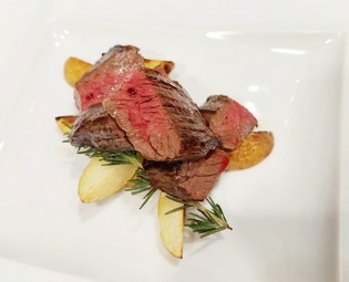 国産和牛　イチボ肉のロティ