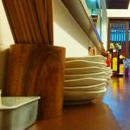 カウンター席は全6席(お一人様からお気軽にご来店下さい)