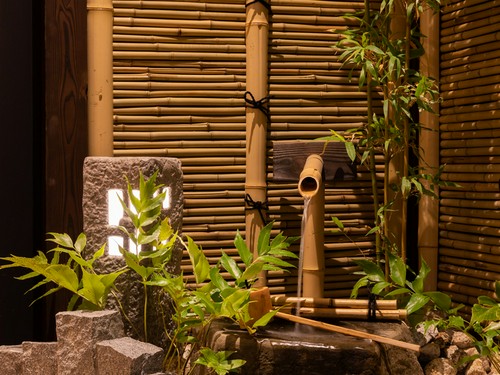 清廉なムードに心が癒やされる