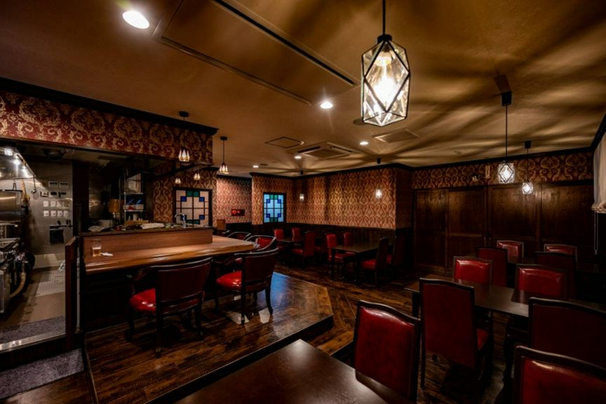 まるで別世界に来たような、1910年代上海租界をイメージした内装