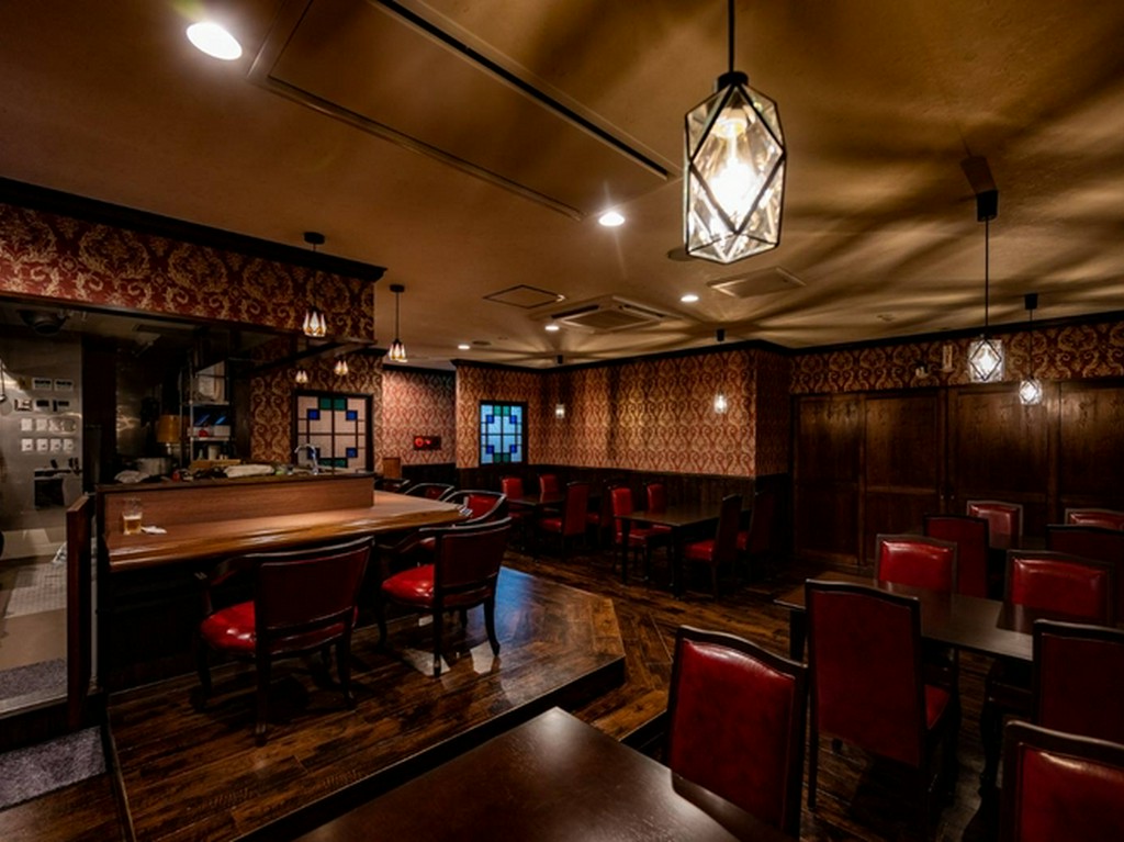 まるで別世界に来たような、1910年代上海租界をイメージした内装