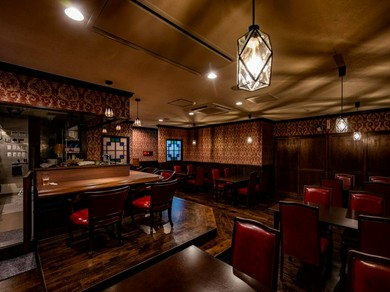 まるで別世界に来たような、1910年代上海租界をイメージした内装