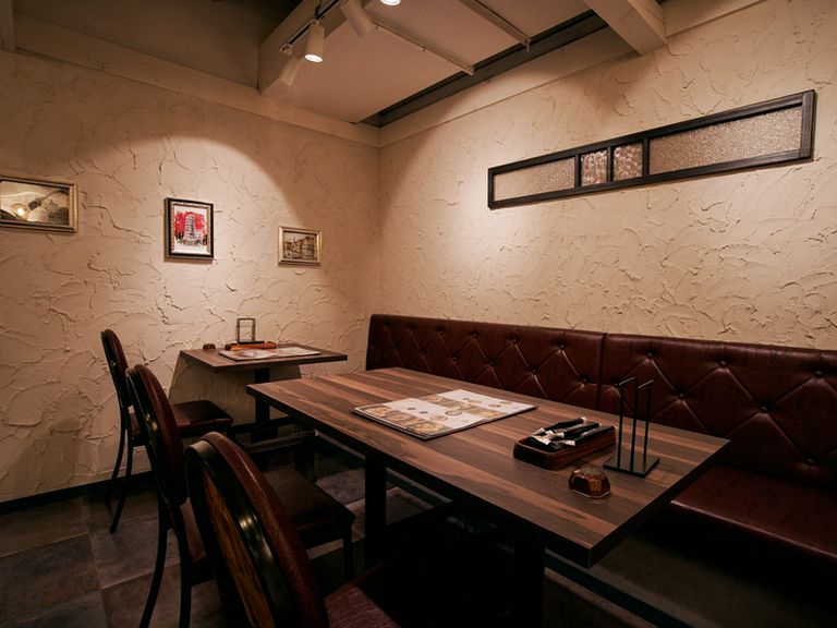 日常の喧騒を忘れてリラックスできるイタリアンバル