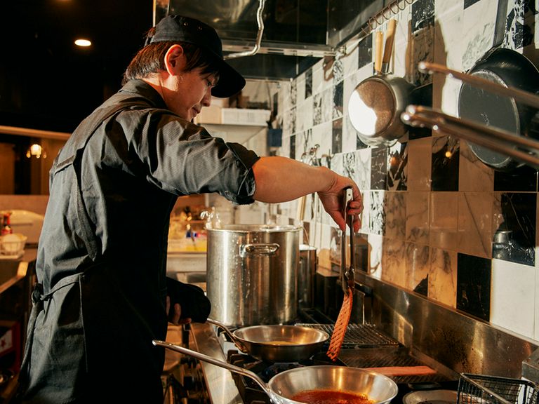 ゲストが楽しめるように、と思いを込めた料理とサービス