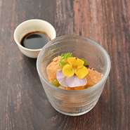 きな粉たっぷりわらび餅 黒蜜