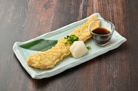 国産もち豚の天ぷらをあっさりおろしぽん酢でお召し上がりください。