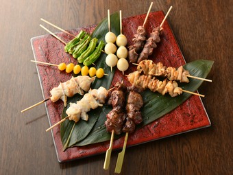 焼き鳥と海鮮の贅沢共演