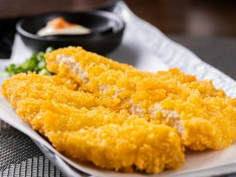 瀬戸内の地魚を使用。サクサクした衣を付け揚げたご当地グルメ『広島名物がんす』