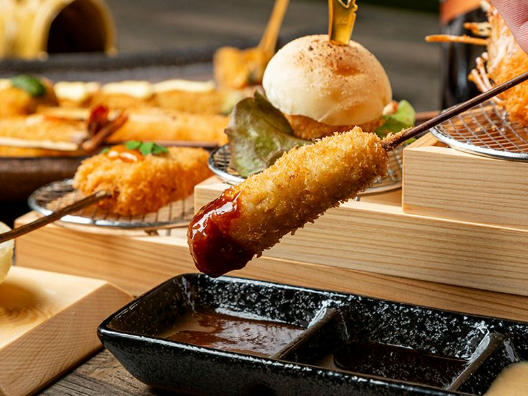 落ち着いた雰囲気の中でゆったりお食事を
