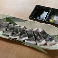愛知県三河一色の国産鰻を産地直送。外はパリパリ、中はフワフワの食感を楽しむ『生鰻～愛知県一色直送～』