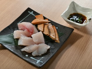 締まった身とあん肝『生鮟鱇（あんこう）～あん肝付き～』