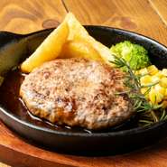 仙台牛の挽肉！肉汁が他のハンバーグと比べものにならない！！とてもおすすめのランチです。
