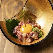 黒毛和牛ローストビーフユッケ