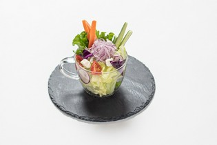 旬のものをいただける。地元農家で育てられた「無農薬野菜」